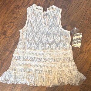Eyeshadow Cream Lace Tank Top